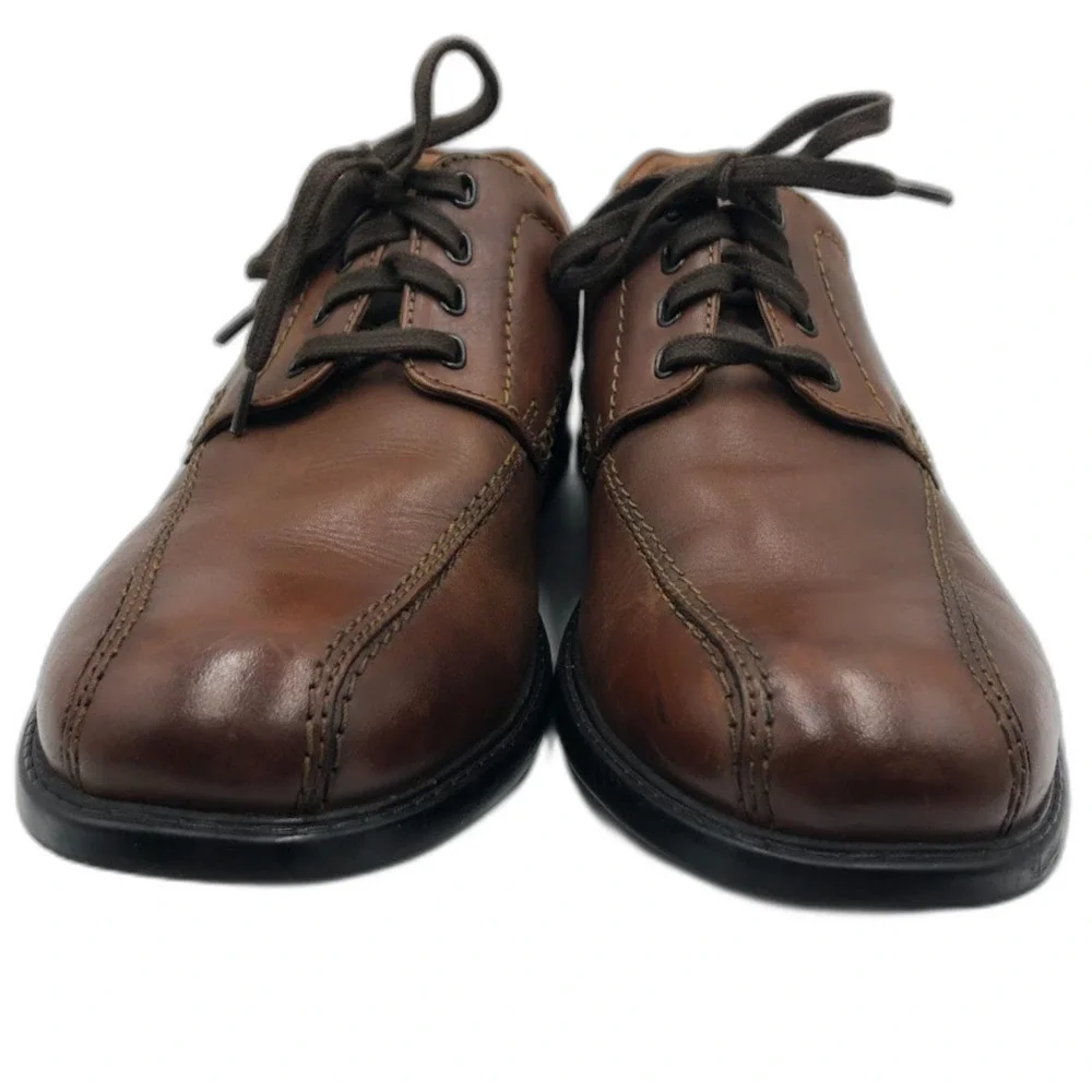 Clarks Men's Brown Leather Size 12M Lace Up Business Casual Comfort Oxfords